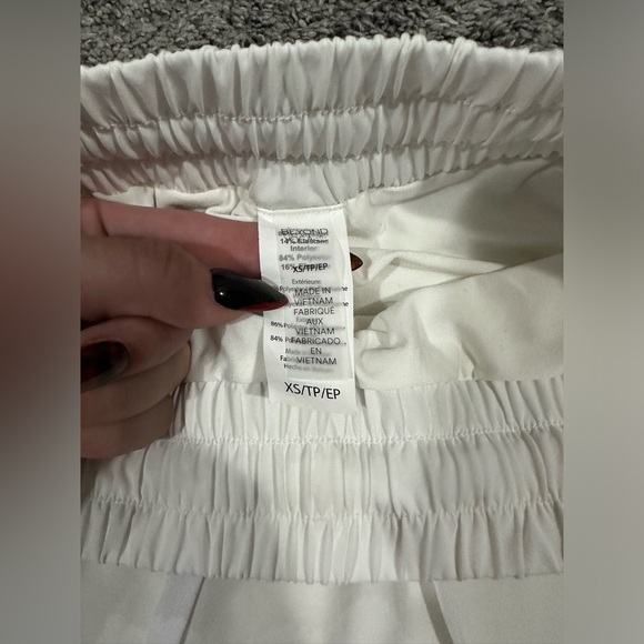 Beyond Yoga Stretch Woven In Stride Lined Golf Skirt - Picture 5 of 5